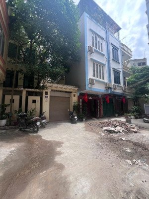 bán nhà 2 thoáng phố nguyễn hoàng - trần bình, 173m2 x mt 8m. 37 tỷ, ô tô tránh, kinh doanh