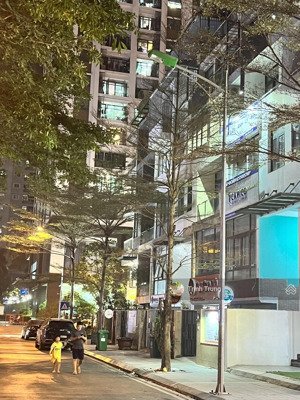 bán liền kề hd mon hàm nghi, mỹ đình, dt 120m2 x 6 tầng giá 5x tỷ. lh 