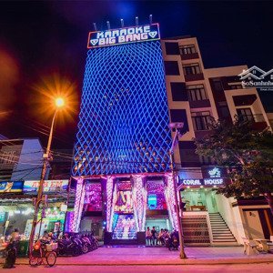 cho thuê nhà phố đình thôn, diện tích 110m2 x 9 tầng, mặt tiền 7m làm mọi mô hình đều được.