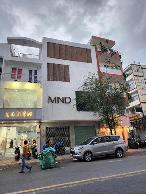 mặt tiền 291 võ văn tần - đoạn 2 chiều + vị trí đẹp + 86.7m( 6 tầng) giá 65 tỷ