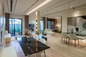 chính chủ cần bán căn 2 ngủ +, vew hồ, tầng đẹp dự án yên bình complex