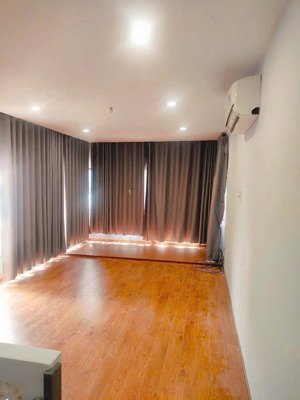 cho thuê nhà 1 trệt 1 gác hẻm yesin, thủ dầu một, bình dương