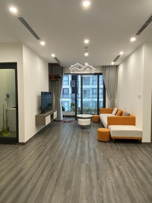 bán gấp căn hộ tại mỹ đình plaza 2, 110m2, 3pn, 2wc, full nội thất - giá 8 tỷ có thương lượng sâu