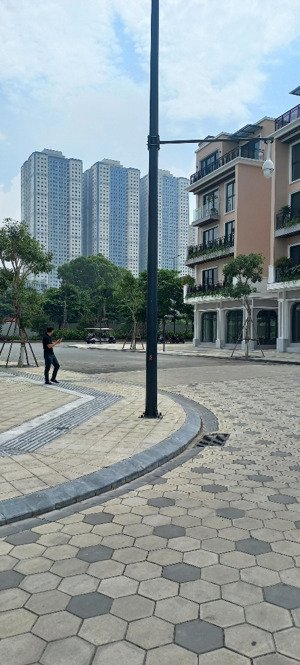 bán biệt thự phùng khoang, trung văn lô góc 305m2 chính chủ 