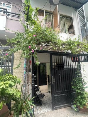 nhà chính chủ gửi cần bán gấp thuộc phường đông hưng thuận, q12, dt: 4 x 15m đúc 1 tấm