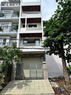 cho thuê np tại kdc phong phú 5, 24 triệu, 81m2, 7pn, 4wc, mặt tiền rộng 12m