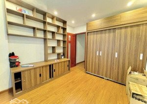 phố trạm - cạnh aeon! nhà đẹp - 10m ô tô tránh 40m2x5t. hơn 7 tỷ xíu