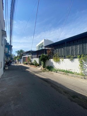 cần bán căn nhà 50.1 m2 có gác lửng 2.1 tỷ p. vĩnh hải, tp. nha trang