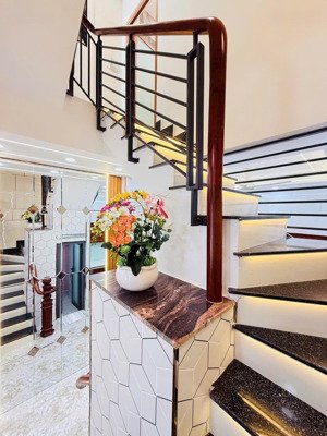 cực hiếm! nhà 2 tầng - hxh 6m cách đỗ xuân hợp 30m , chỉ 4,9 tỷ - phước long b , q9 lh 