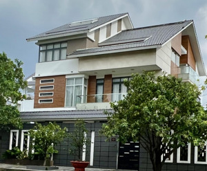 bán biệt thự 4 tầng 600m2(30x20) khu bt thạnh xuân q.12, mt đường 25m, nội khu bt vip. giá 36.88 tỷ