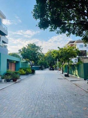 duy nhất 1 lô góc vip vcn phước hải sát bờ sông vành đai 2 - diện tích: 390m2