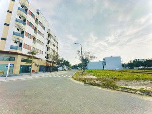 duy nhất 1 lô ngang 10m hướng đông đối điện công viên