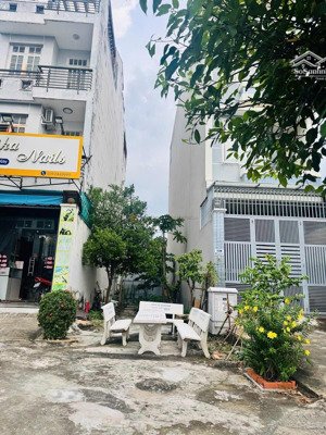 bán đất xd hầm 4 tầng mặt tiền đường trần lựu phường an phú quân 2. dt: 4x20m giá chỉ 21.5 tỷ