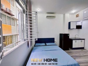 căn giá sinh viên ngay trung tâm quận 4, cửa sổ to, gần cầu khánh hội, đại học luật tp. hcm