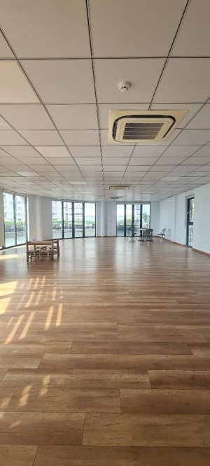 cho thuê tầng 4 tòa nhà văn phòng khu phức hợp lacasa quận 7 giá tốt, vị trí đẹp, view sộng