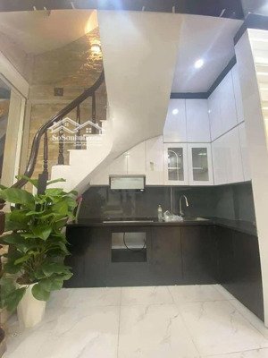 hoàng mai - nhà mới keng - 5 tầng - full nội thất - hàng hiếm - giá 5,1 tỷ