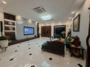 bán nhà phân lô nguyễn lam ô tô vào nhà 155m 5 tầng đẹp giá 27,95 tỷ