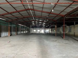 cho thuê kho xưởng 2.222m có pccc và trạm điện 3 pha, trong khu công nghiệp trà nóc, p. trà nóc