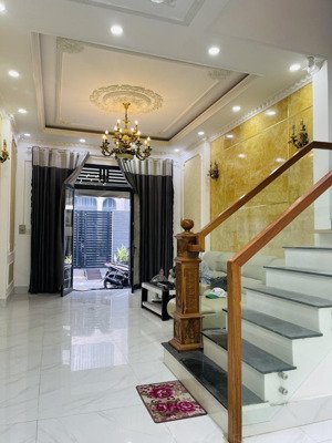 nhà 4 tầng - đường 22 - linh đông (ngang 4,2) - giá 6,85tỷ