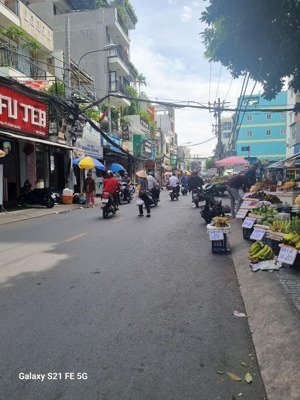 16,15 tỷ nhà mt nguyễn văn công f3 bv