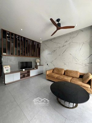 cho thuê nhà phố haruka- midori park tp mới bình dương 5pn giá 30 triệu