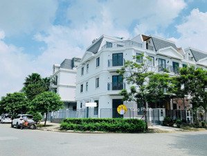 cần cho thuê nhà view hồ tại lakeview city quận 2, diện tích 9x20m, nhà mới 100% giá 35tr