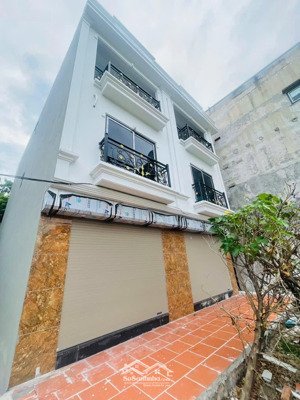 bán nhà 3 tầng còn mới tại hậu dưỡng, kim chung, đông anh