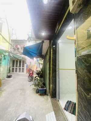 + bán gấp nhà cư xá phú lâm a , phường 12