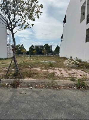 chủ định cư nước ngoài cần bán đất gần aeon mall tân an, long an, 120m2/865trieu, full thổ cư, shr