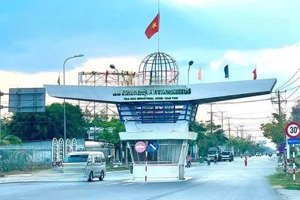 cho thuê kho xưởng bãi 11.000m² kho 8.700m² có pccc và trạm điện 3 pha, kcn trà nóc, tp. cần thơ.