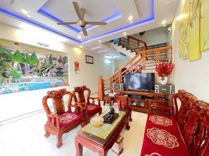 chính chủ bán gấp nhà 2 tầng đẹp mạc đĩnh chi, hội hợp 88.4m mt 5m 3pn thoáng mát đủ đồ 2,75tỷ sđcc