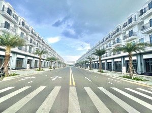 lô cuối cùng giá tốt sở hữu ngay vị trí đẹp, có sổ sẵn, có bank, hỗ trợ lãi suất 