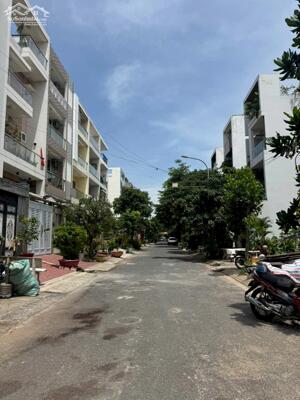 Bán đất KDC Đặng Thùy Trâm, P.13, Bình Thạnh: 6 x 16,3m, giá 14,5 tỷ.