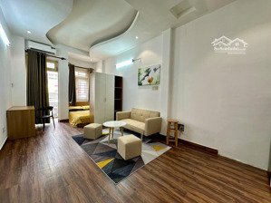 giá 6.9tr nguyễn hữu cảnh - tách bếp 40m2, máy giặt riêng, view landmark, ban công lớn