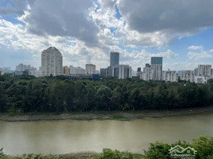 bán gấp căn hộ 3pn, 2wc, 131m2 giá siêu hời tại midtown phú mỹ hưng, q7, hcm
