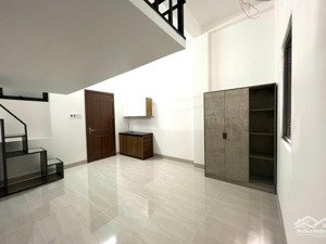 phòng trọ 4.500.000 30m2 thoáng mát có bancon máy lạnh