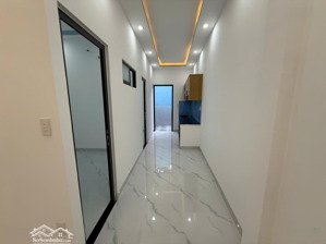 bán nhà mới hẻm 888 đường 30/4 . giấy tay phủ hồng bao tranh chấp , giá bán 1650