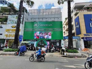 nguyên căn mt nguyễn văn cừ gần trần hưng đạo quận 5 - 10x20m trệt 2 lầu