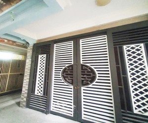 nhà đẹp 5 tầng + 3 phòng ngủ (vừa ở vừa có thể kdol) khu vực phố dương văn bé giá 8 triệu/ tháng