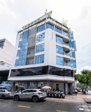 building góc ngã 3 mặt tiền đường nguyễn văn cừ - phan văn trị quận 5