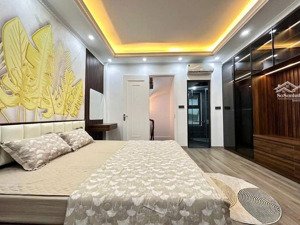 bán nhà phố nguyễn khánh toàn, 38m2, 5 tầng, nhà đẹp 4pn chỉ 8.6 tỷ