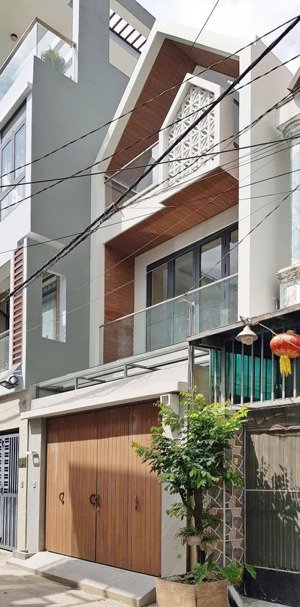 nhà siêu đẹp 3pn 4wc, full nội thất, chỉ xách vali vào ở