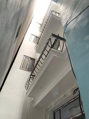 43m2*5t*8.8 tỷ, ngã 4 bạch mai - trương định, hbt, thang máy, 