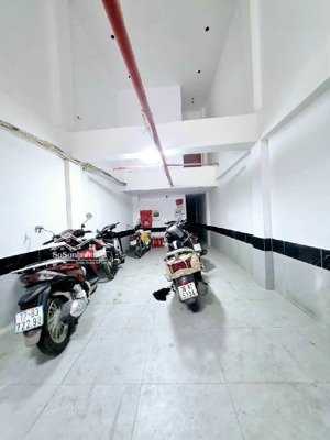 bán ccmn dòng tiền ồn định - tổng 11 phòng khép kín full nội thất - đang hoạt động 18 tỷ nhỉnh.