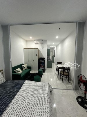 sát phố - toà nhà ccmn trường
chinh- thanh xuân - xây mới tinh- ngõ
thông-ô tô qua nhà vào nhà,