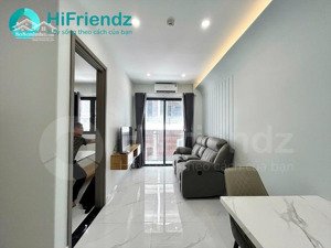 cho thuê căn hộ 1 phòng ngủ_ban công full nội thất_thang máy_hầm xe_gần cầu ông lãnh quận 1