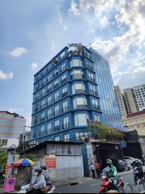 chính chủ cần cho thuê toà nhà mặt tiền hoàng văn thụ 1000m2 giá 100tr