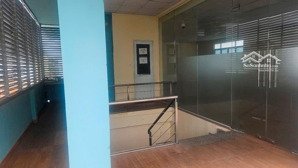 kho xưởng 400m2 quốc lộ 13 đẹp nền epoxy tải 8 tấn