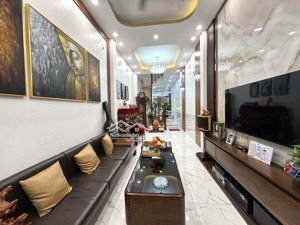 mặt ngõ kinh doanh - nội thất cao cấp xịn xò - diện tích rộng - sổ vuông như a4 - thẳng tắp 1 đường