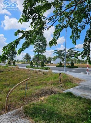 Chính chủ cần bán Đất Gần Aeon Tân An 147m, SHR, 2 tỷ 100